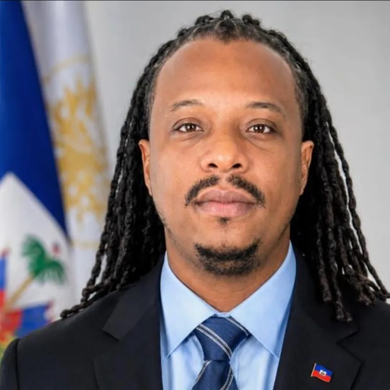 Natras Ralem Ed Ravix, candidat Député